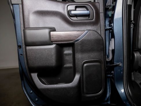 Used 2020 Chevrolet Silverado 1500 LTZ w/ LTZ Plus Package image 39