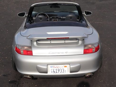 Used 2003 Porsche 911 Carrera 4 image 7