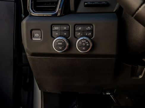 Used 2024 GMC Sierra 2500 Denali Ultimate w/ Max Trailering Package image 22