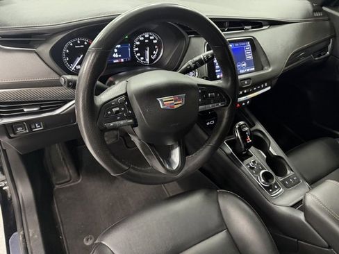 Used 2023 Cadillac XT4 Sport w/ Cold Weather Package image 10