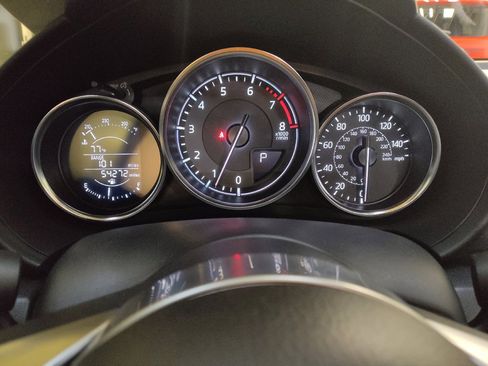 Used 2016 MAZDA MX-5 Miata Grand Touring RWD image 23