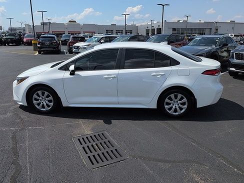 Certified 2026 Toyota Corolla LE FWD image 4