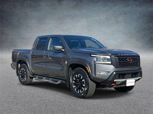 Used 2022 Nissan Frontier PRO-4X w/ Off-Road Protection Package image 1