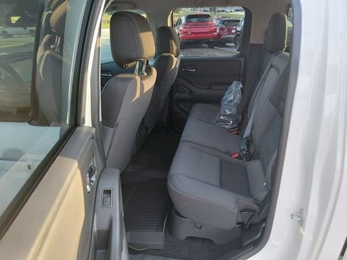 Certified 2026 Nissan Frontier SV w/ SV Convenience Package RWD image 13