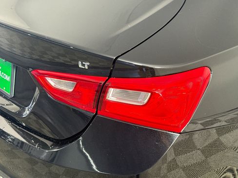 Used 2023 Chevrolet Malibu LT image 34