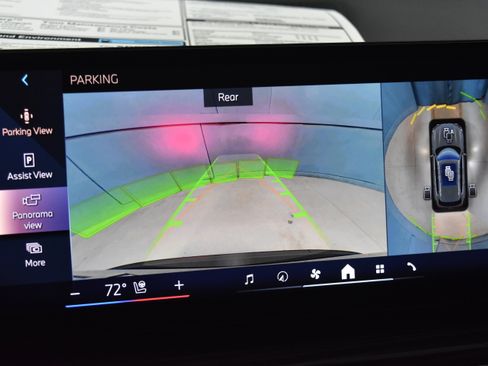 New 2026 BMW X5 xDrive40i w/ Executive Package image 11