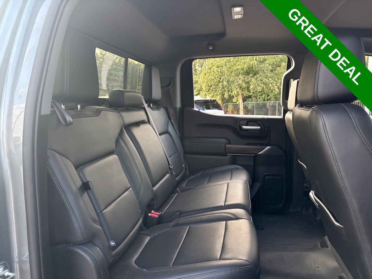 Used 2020 GMC Sierra 1500 SLT RWD image 11