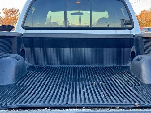 Used 2000 Ford F350 4x4 Crew Cab DRW Super Duty image 12