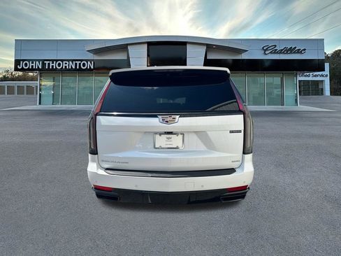 Used 2022 Cadillac Escalade Sport w/ Touring Package RWD image 6
