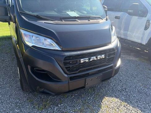 Used 2023 RAM ProMaster 2500 FWD image 2