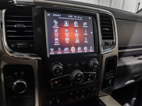 Used 2013 RAM 2500 Laramie w/ Convenience Group image 25