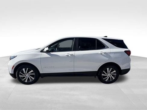 Used 2024 Chevrolet Equinox LT w/ LPO, Floor Liner Package image 8