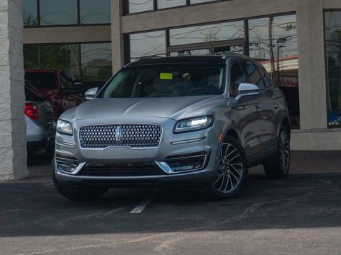 Used 2020 Lincoln Nautilus Reserve w/ Equipment Group 201A FWD image 6
