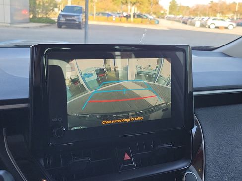 Certified 2025 Toyota Corolla LE image 22