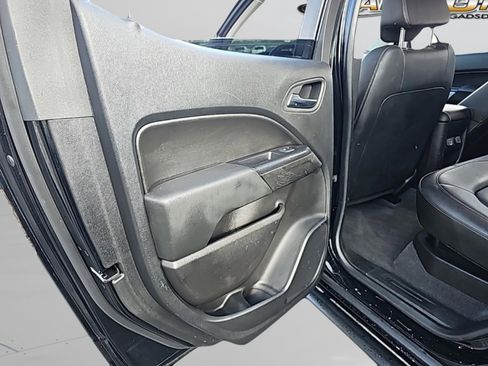 Used 2020 Chevrolet Colorado ZR2 image 28