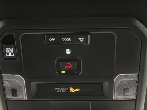 Used 2024 Toyota Tacoma Trailhunter image 33