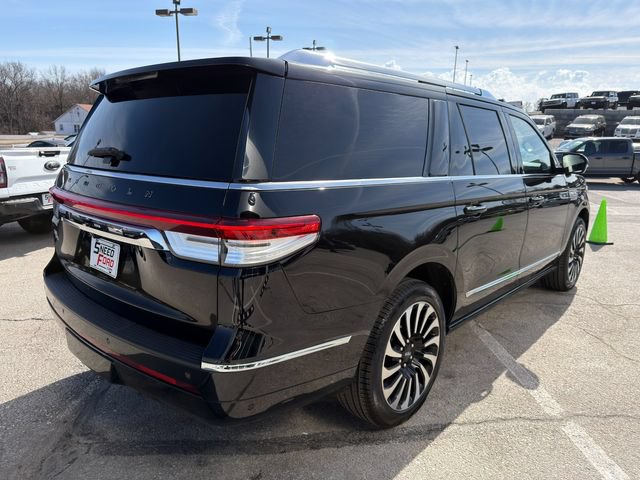 Used 2023 Lincoln Navigator L Black Label AWD/4WD image 7