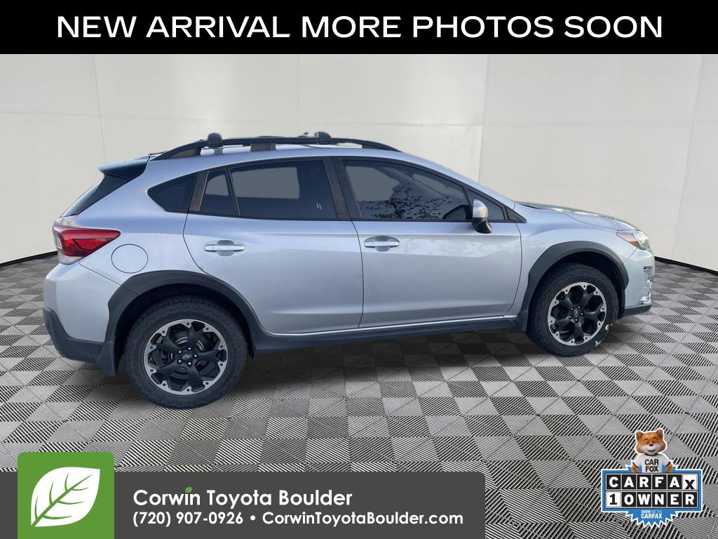 Used 2022 Subaru Crosstrek 2.0i Premium w/ Moonroof Package AWD/4WD image 9