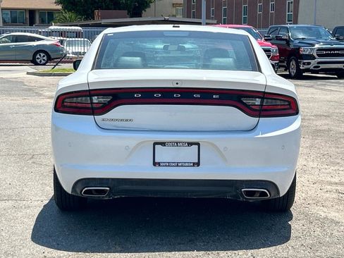 Used 2021 Dodge Charger SXT w/ Leather Interior Group image 4