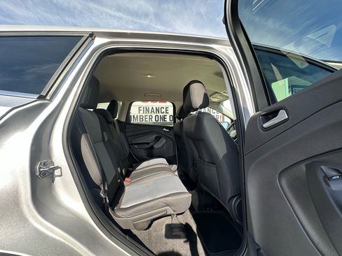 Used 2017 Ford Escape SE image 27