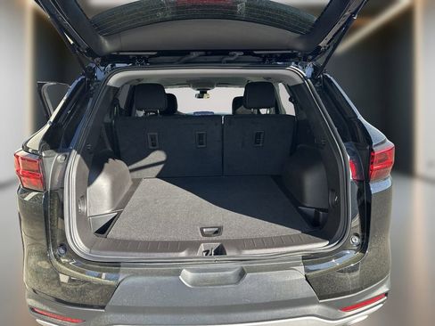 Used 2024 Chevrolet Blazer LT w/ Midnight/Sport Edition image 13