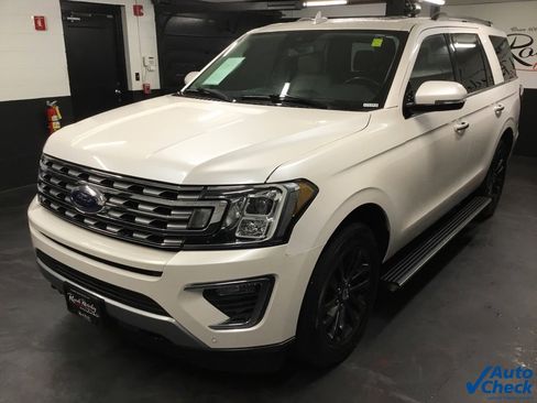Used 2019 Ford Expedition Limited w/ Equipment Group 301A image 3