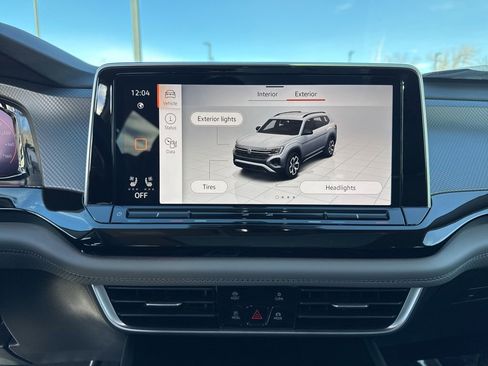 New 2026 Volkswagen Atlas Peak Edition image 19