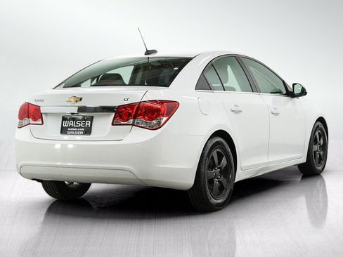 Used 2016 Chevrolet Cruze LT FWD image 5
