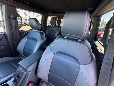 Used 2023 Ford Bronco Outer Banks image 19