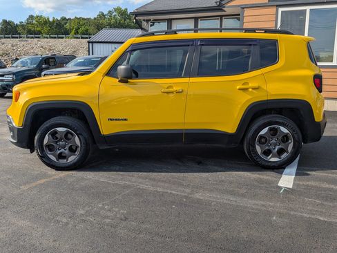 Used 2017 Jeep Renegade Sport w/ Power & Air Group AWD/4WD image 3
