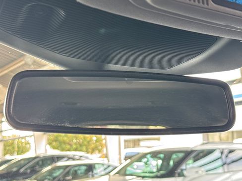 Used 2023 Ford Explorer Limited image 26