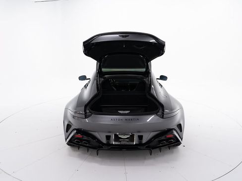 Used 2026 Aston Martin V8 Vantage Coupe RWD image 35