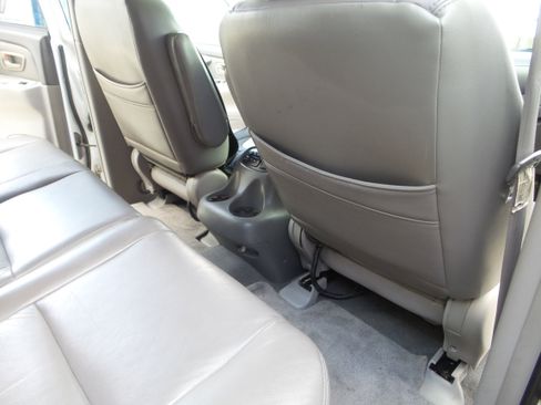 Used 2001 Toyota Sequoia SR5 image 64