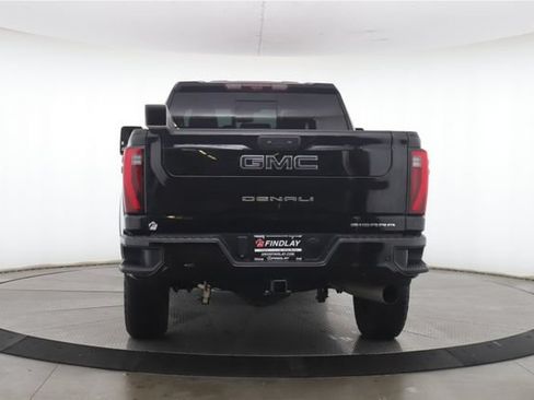 Used 2024 GMC Sierra 2500 Denali Ultimate AWD/4WD image 12