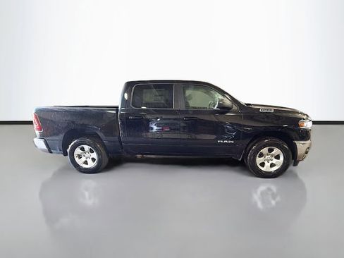 New 2026 RAM 1500 4x4 Crew Cab image 5