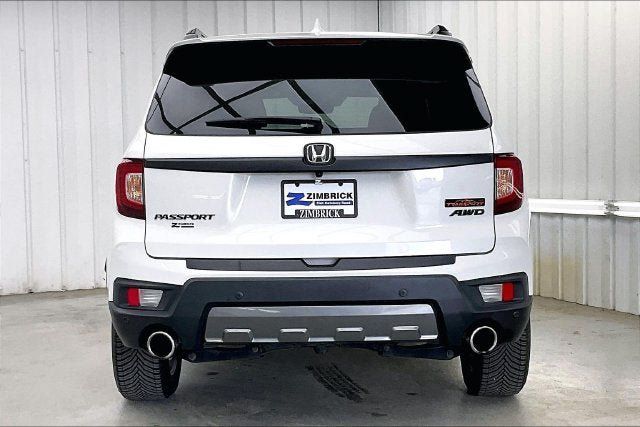 Certified 2022 Honda Passport TrailSport image 4