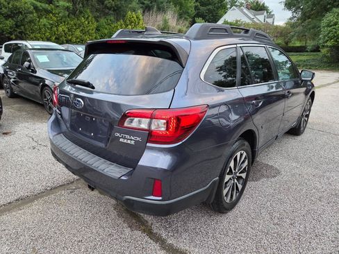 Used 2017 Subaru Outback 2.5i Limited AWD/4WD image 5