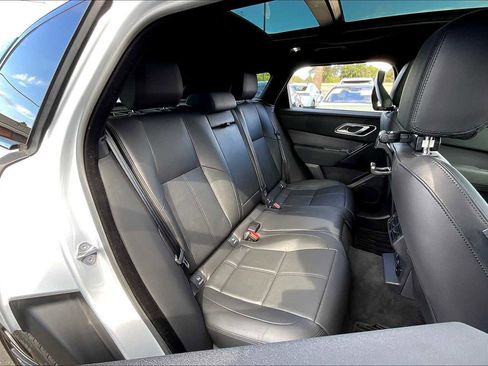 Used 2025 Land Rover Range Rover Velar Dynamic SE image 30
