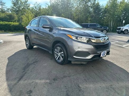 Used 2021 Honda HR-V LX image 7