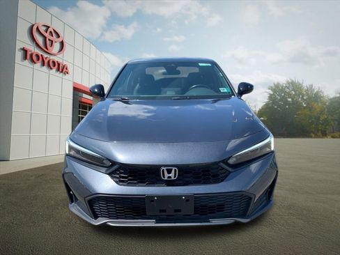 Used 2025 Honda Civic Sport image 8