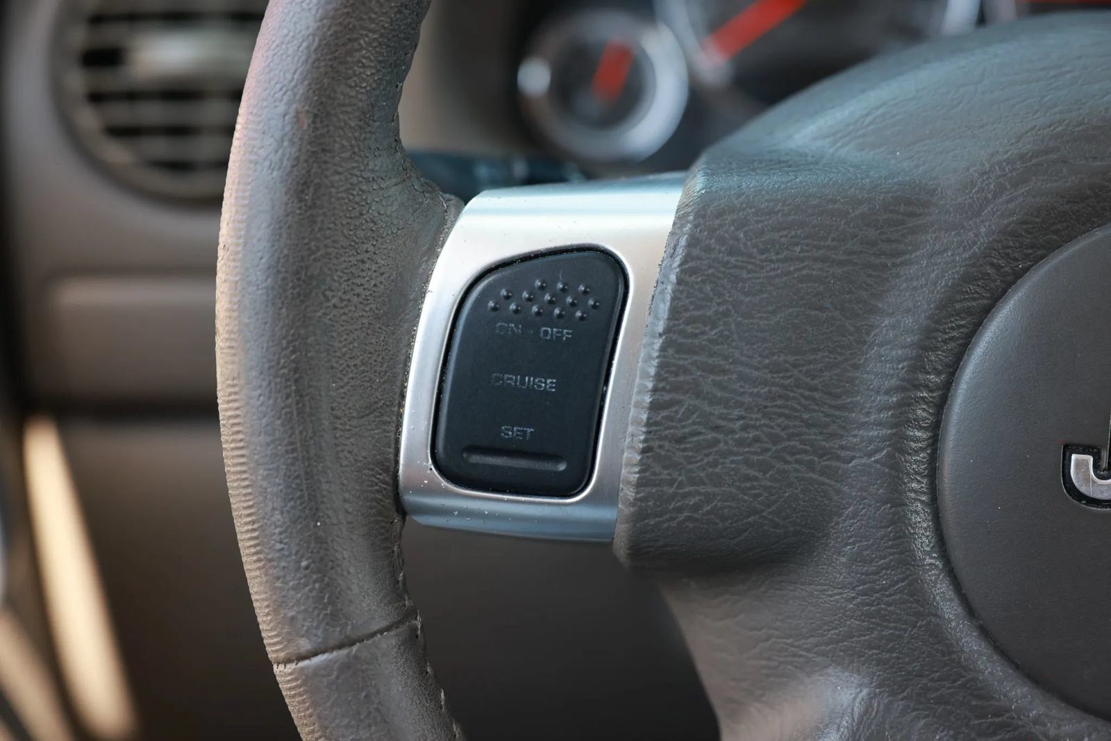 Used 2006 Jeep Liberty Limited AWD/4WD image 27