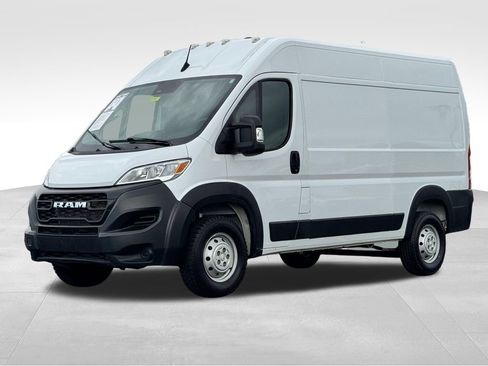 Used 2023 RAM ProMaster 2500 FWD image 3