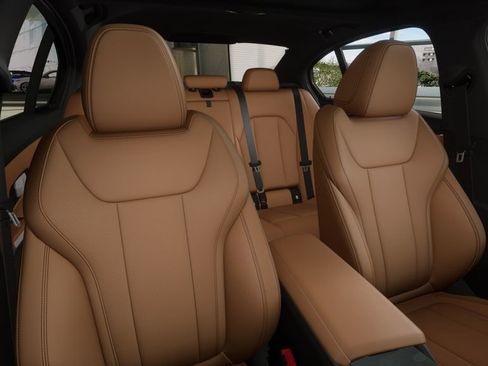 New 2026 BMW 330i Sedan w/ Premium Package image 38