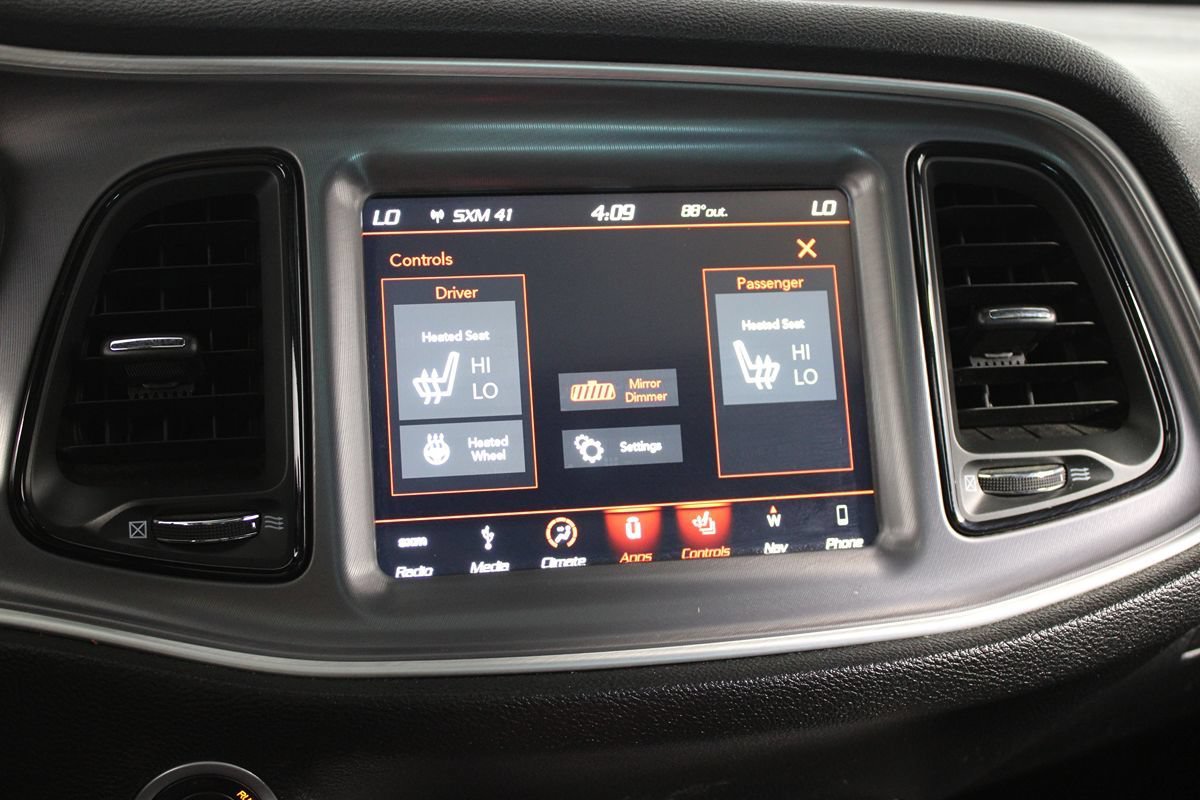 Used 2019 Dodge Challenger R/T Scat Pack w/ Dynamics Package RWD image 19