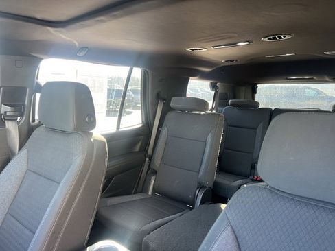 Used 2022 GMC Yukon SLE w/ Gmc Pro Safety Plus Package image 6