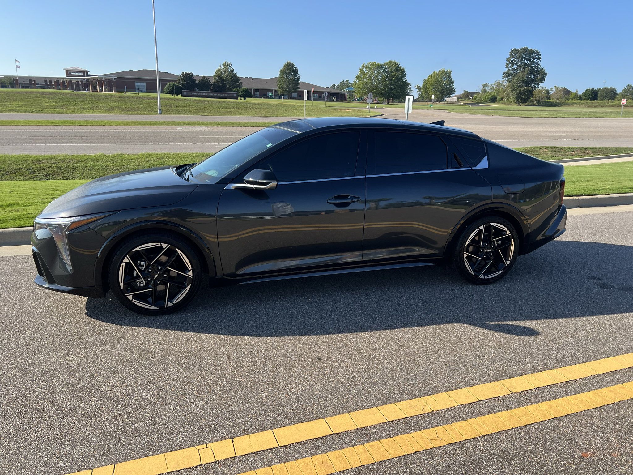 Used 2025 Kia K4 GT-Line w/ GT-Line Premium Package FWD image 8