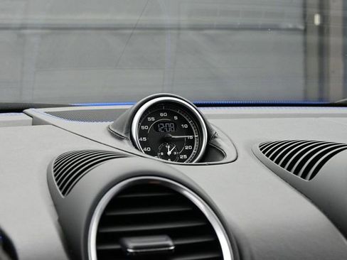 Certified 2023 Porsche 718 Boxster Spyder RWD image 12
