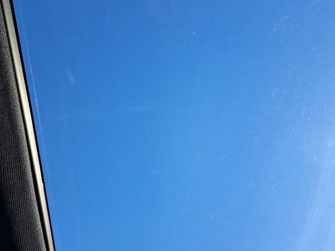 Used 2022 Jeep Grand Cherokee Limited image 19