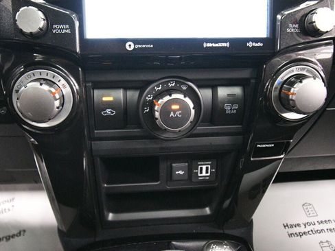 Certified 2023 Toyota 4Runner TRD Off-Road Premium w/ Moonroof Package AWD/4WD image 17