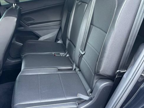 Used 2021 Volkswagen Tiguan SE R-Line FWD image 17